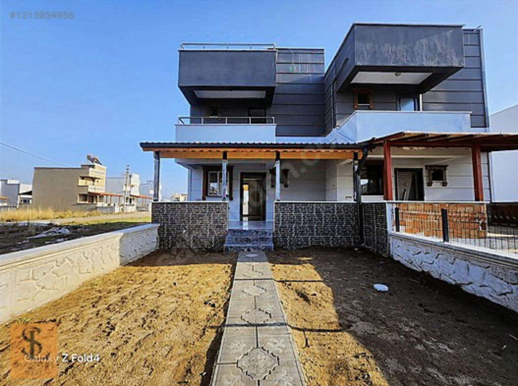 Dikili SalihlerAltın'da Satılık 2 Bahçeli Sıfır Villa